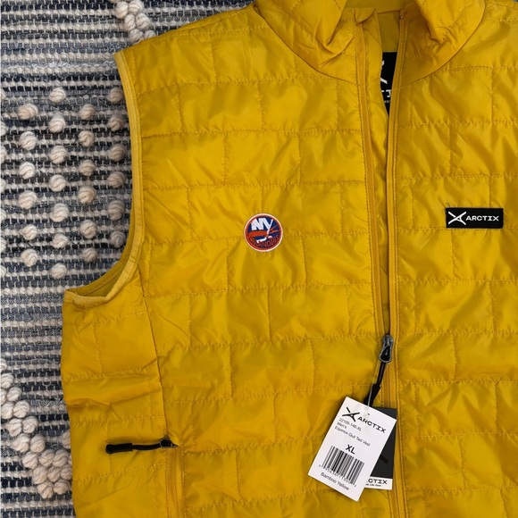 NEW YORK ISLANDERS NHL - ARCTIX VEST - Picture 3 of 13